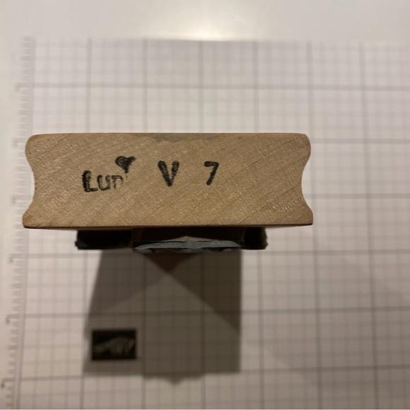 Funky Glove Wood Mounted Rubber Stamp by Luni - Picture 3 of 4